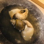 鮨 しゅん輔 - 島根の白バイ貝の酒蒸しです