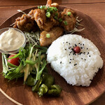 エルフリオ - チキン南蛮　950円