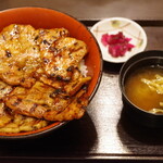 豚丼一番 - 特上ルスツ豚丼ミックス6枚