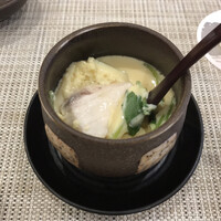 潮り - 地魚握りにセットでついてくる茶碗蒸し
                今日は目鯛が入っていました。お出汁が絶妙！！