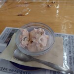 みんなのお店 KAMIBI - ハスカップのアイス