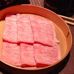 瀬里奈 - 北海道産の特選牛サーロインのしゃぶしゃぶ肉・その２です。