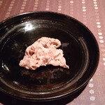 瀬里奈 - しゃぶしゃぶのスープで調理した、北海道産の特選牛サーロインのしゃぶしゃぶ肉です。