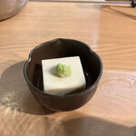 横浜紅葉坂日本酒 ふじひら - お通し 湯豆腐