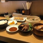 西宮 焼売の〇山 - しゅうから定食＋餃子