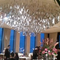 ラ・フェット ひらまつ - 豪華シャンデリア