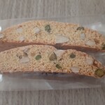 手作りマフィン レフィーユ - ビスコッティピスタチオ260円