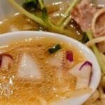 論露に不二 - 限定 雲丹と生姜　900円
      
      合わせる具材で変化することが楽しい。