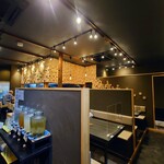 論露に不二 - ウェイティングスペースから見た店内
      
      ウォーターサーバー