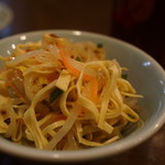 順香 - 中国の干した豆腐と野菜の和え物