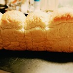 パリジャンサガ - 炊いたごはんで作った食パン(￥390)。
ごはんの香りを感じますなあ。