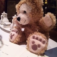 シルクロードガーデン - ☆テーブルの上のダッフィー☆中華っぽい丸いテーブルでしたよ☆