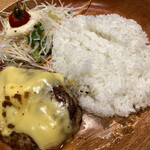 びっくりドンキー - チーバーディシュ