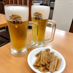 日高屋 - 生ビールとメンマで、おチュかれ〜〜の、カンパ〜イ＼(^o^)／