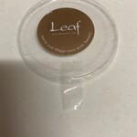 Leaf - なぜか1か所しかテープ留めされていない