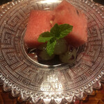 Asuka - デザートのスイカとブドウ