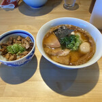 支那そばや - 特製醤油らぁ麺＋刻みチャーシューご飯