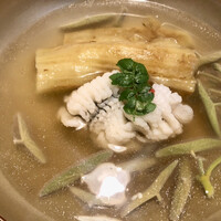 明日香 北千住本店 - 鱧と焼き茄子とじゅんさいのお椀