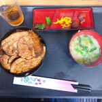 ぶた福 - 豚ロース丼　¥960