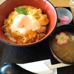 koi koi 食堂 - 比内地鶏の親子丼