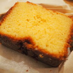 FUUTO COFFEE AND BAKE SHOP - アーモンドケーキ