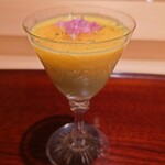 日本料理 柳燕 - 神奈川県の枝豆と山梨県八ヶ岳の玉蜀黍「ゴールドラッシュ」の摺り流し