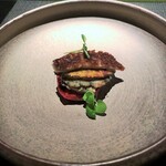 エクアトゥール - 黒アワビ、トマト、豚足