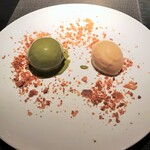 エクアトゥール - ピスタチオのガナッシュ&キャラメルアイスクリーム