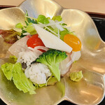 山玄茶 - 野菜もたっぷりなのでカルパッチョ風にいただきます♪