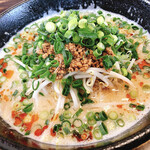 筑豊的担々麺 烏龍 本店 - 