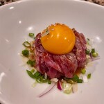 羊SUNRISE - 国産羊の炙りユッケ