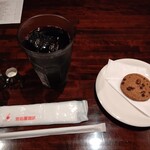 Miyakoshi Yakohi - アイスコーヒー&クッキー