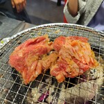 たまには焼肉 - 飲めるロース