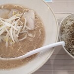 中華そば 三つ菜 - 中華そばとじゃこ飯