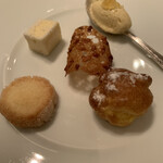 ル・マノアール・ダスティン - 