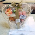 アルチザン・パティシエ・イタバシ - ホワイトデー用に購入したクッキーの盛合せです。（１５００円位）