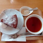 カフェラウンジ ガチャベル - 