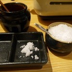 日向 - 塩で食べるのもイイネ