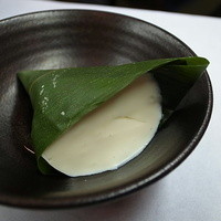 観山荘別館 - 先付 温製笹豆腐