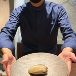 馳走西健一 - 調理する鮑を見せて頂きましたよ(´∀｀)