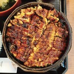 あつた蓬莱軒 - ひつまぶし、真上から！