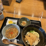 紅葉庵 - 料理写真:冷しきつね＋日替りミニ丼