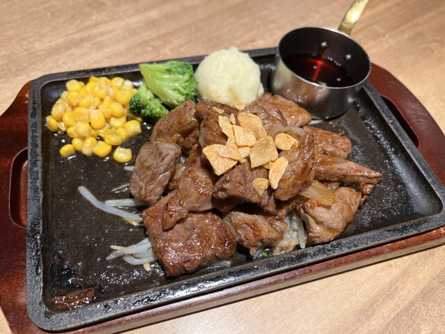 丸鶏 ステーキみさき食堂（【旧店名】味咲） - 帯広（食堂）の写真