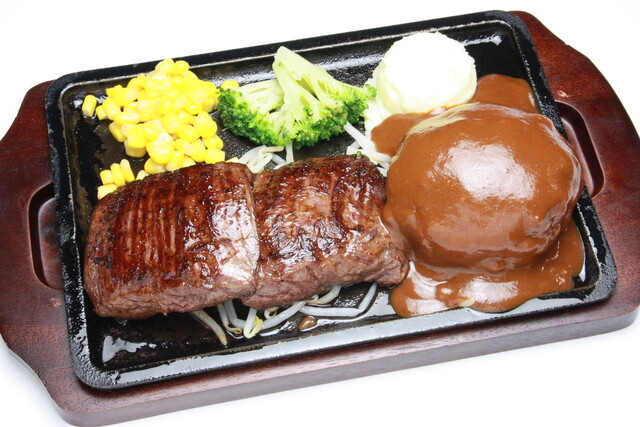 丸鶏 ステーキみさき食堂（【旧店名】味咲） - 帯広（食堂）の写真