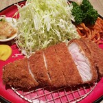 とん久 - 2022.06のロース定食