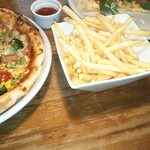 窯右衛門 - 山盛りフライドポテト