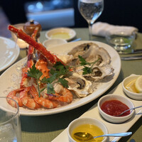 37 Steakhouse & Bar - 