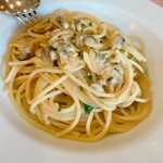 Antonio - スパゲッティアサリソースガーリックベース