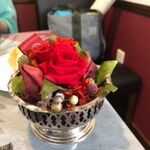 レストラン ぷーれ - 卓上の花