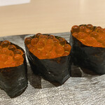 池袋 鮨 貴山 - イクラ3カン！粒がデカくて美味しい！